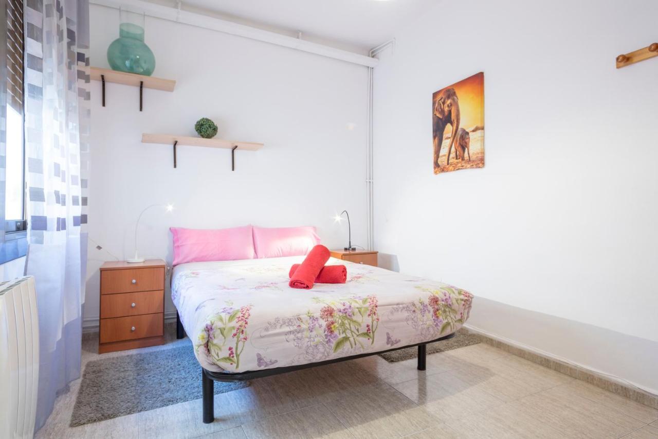 Apartamentos Tarradellas Sants Estacio Barcelona Bagian luar foto