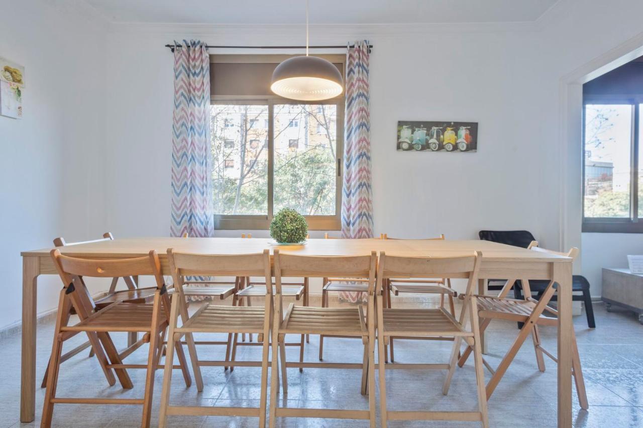 Apartamentos Tarradellas Sants Estacio Barcelona Bagian luar foto